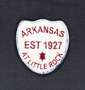 Greengates フード脱着スタジアムジャンパー チャコール×ブラック: フロントワッペン