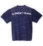 SY32 by SWEET YEARS エクスチェンジエンボスカモ半袖Tシャツ ネイビー: バックスタイル