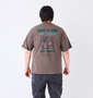 (What it isNt) 天竺プリント半袖Tシャツ グレージュ: 身長：182cm/バスト：123cm/着用サイズ：3L