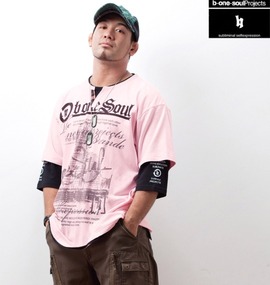 b-one-soul フェイク五分袖キーネックTシャツ ピンク×ブラック