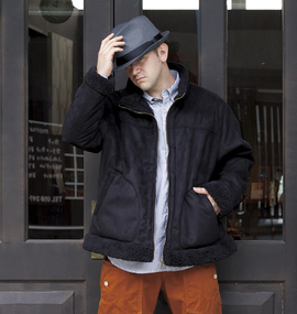 COLLINS フェイクムートンスタンドジャケット ブラック