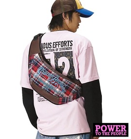  PUレザーボディショルダー レッド系