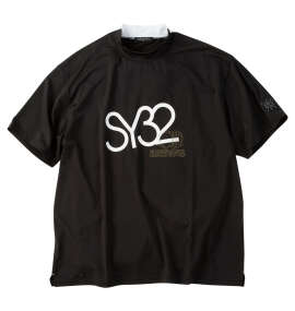SY32 by SWEET YEARS ビッグロゴ半袖モックネックシャツ ブラック