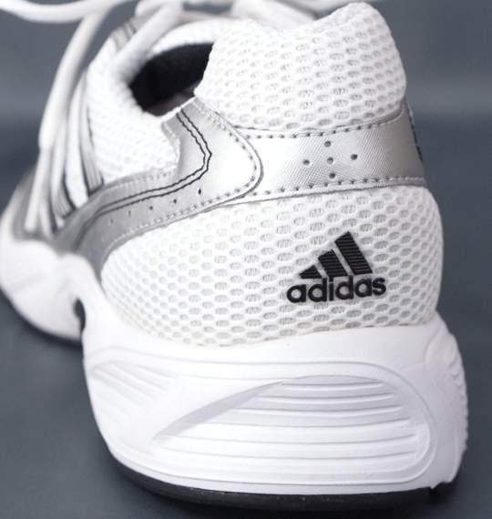adidas シューズ ホワイト×シルバー