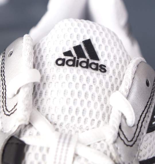 adidas シューズ ホワイト×シルバー
