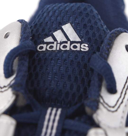 adidas シューズ ネイビー×シルバー