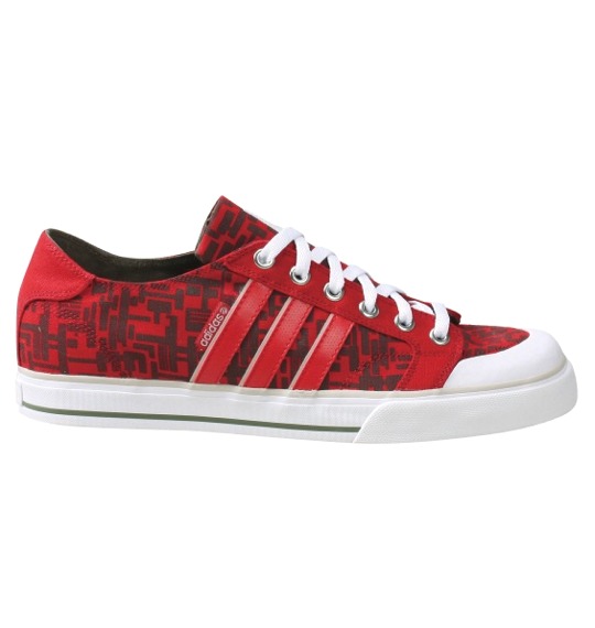 adidas スニーカー レッド