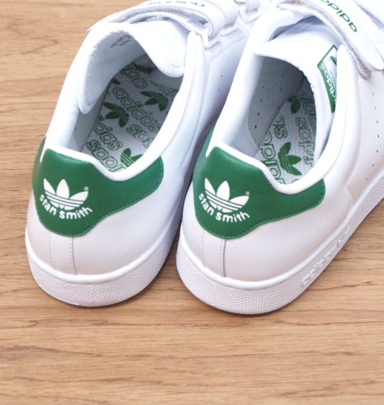 adidas シューズ ホワイト×グリーン