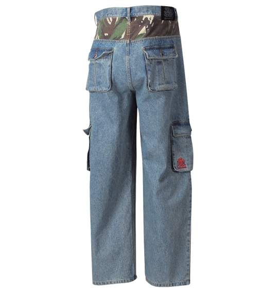 FREAKY デニムカーゴパンツ ブリーチ