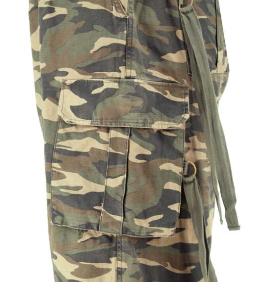 OSHKOSH カーゴハーフパンツ カーキ系(迷彩柄)