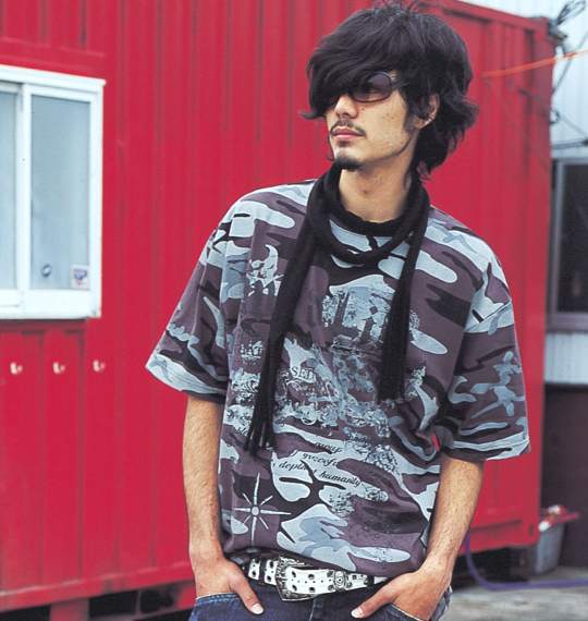 WILD LIFE Tシャツ(半袖) チャコール(迷彩)