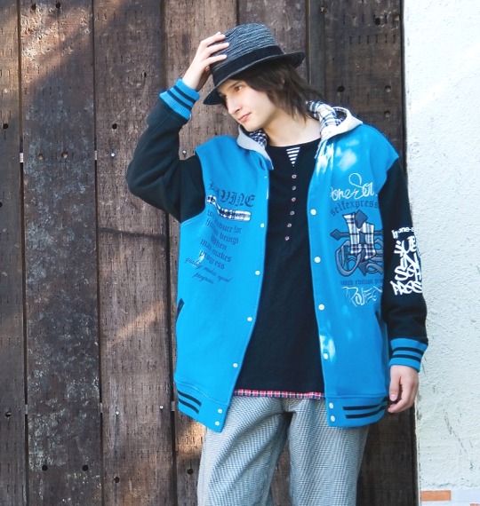 b-one-soul フード付スウェットスタジャン ターコイズ×ブラック