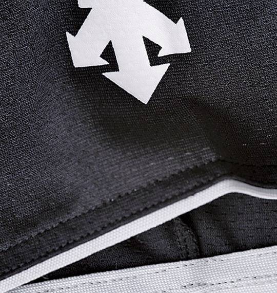 DESCENTE Tシャツ(半袖) ブラック