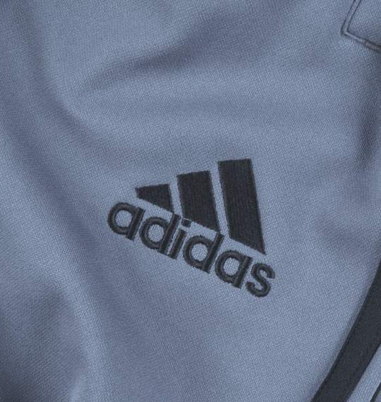 adidas ハーフパンツ チャコールグレー