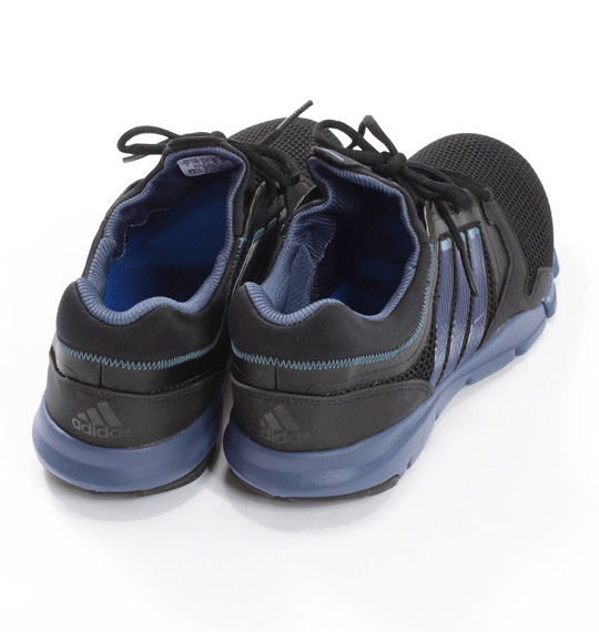adidas スニーカー ブラック