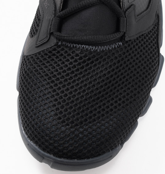 adidas スニーカー ブラック