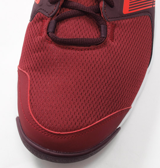 adidas スニーカー レッド