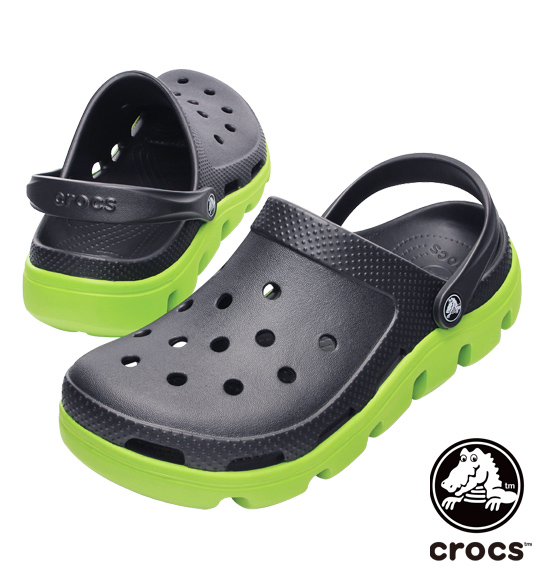 crocs サンダル(デュエットスポーツクロッグ) グラファイト×グリーン