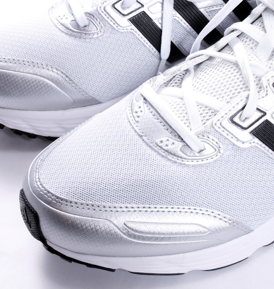 adidas スニーカー(Hyper Gateway 4E) ホワイト×シルバー