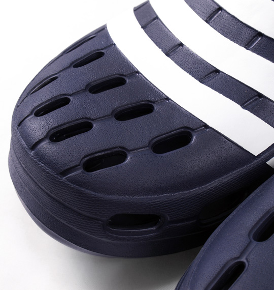 adidas サンダル(Duramo Clog) ネイビー