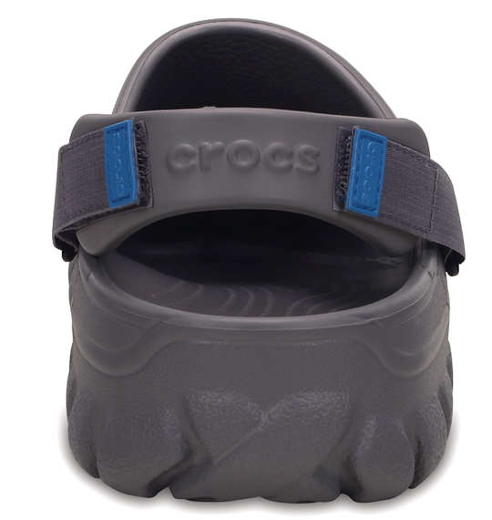 crocs サンダル(オフロードスポーツクロッグ) スモーク×チャコール