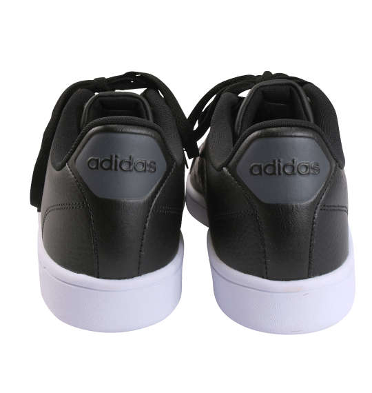 adidas スニーカー(クラウドフォームバルクリーン) ブラック