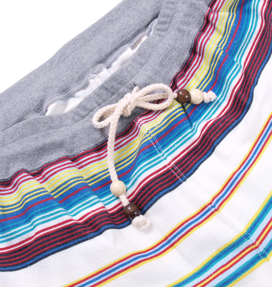 OUTDOOR PRODUCTS ハーフパンツ ホワイト系