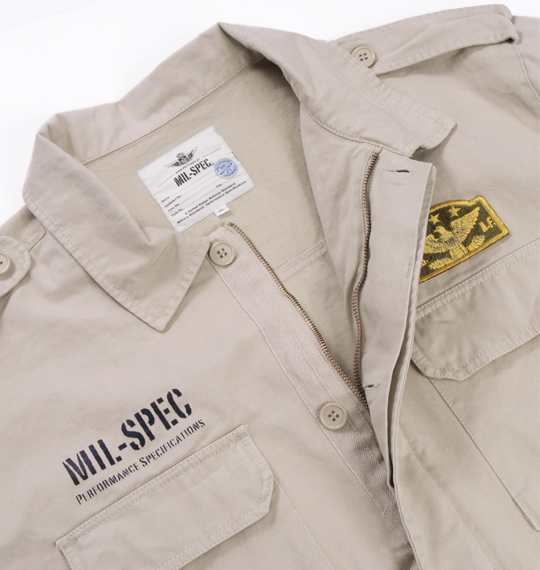 MIL SPEC ワッペン付長袖ミリタリージャケット ベージュ