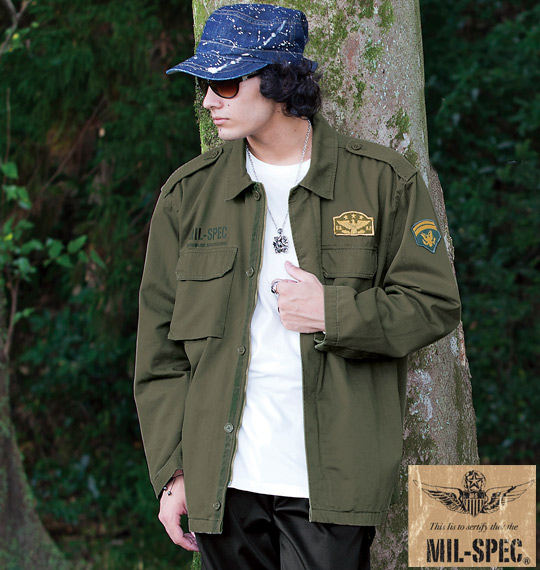 MIL SPEC ワッペン付長袖ミリタリージャケット カーキ