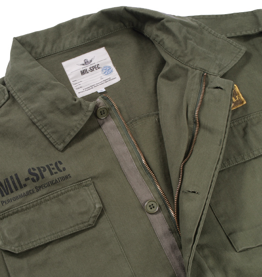MIL SPEC ワッペン付長袖ミリタリージャケット カーキ