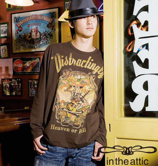 in the attic Tシャツ長袖 カーキブラウン