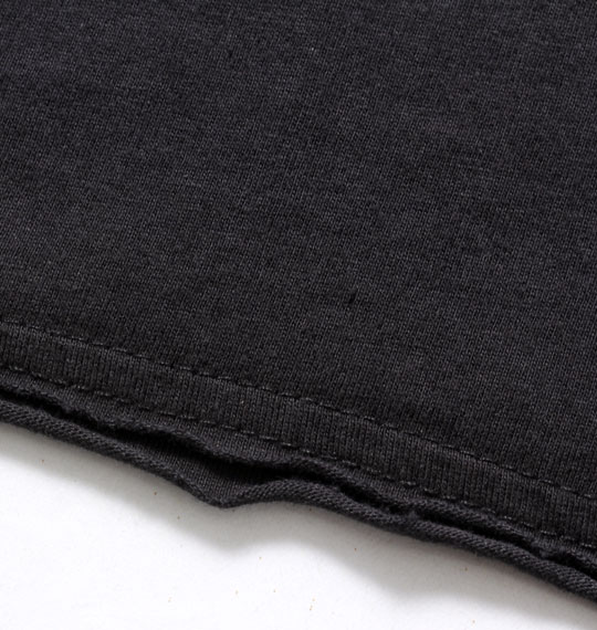 in the attic Tシャツ長袖 ブラック