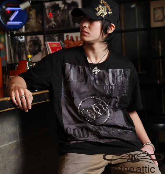 in the attic ガールズフォトTシャツ(半袖) ブラック