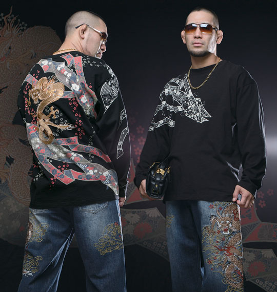 絡繰魂 流れ熨斗に龍刺繍長袖Tシャツ ブラック