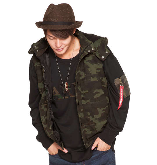 RIMASTER カモフラ柄中綿カットベスト カーキ系