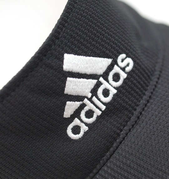 adidas サンバイザー ブラック