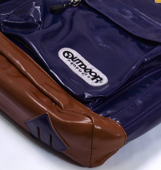 OUTDOOR PRODUCTS ネオシャイニングPUデイパック パープル
