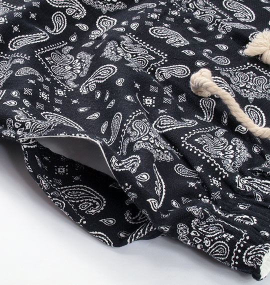 BROOKLYN INDUSTRIES プリントイージーハーフパンツ ブラック系