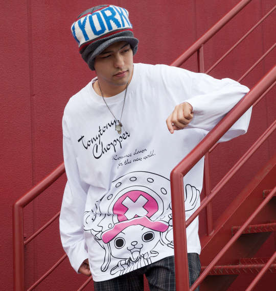 ONE PIECE 長袖Tシャツ ホワイト