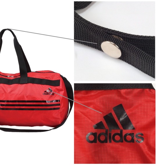 adidas ポケッタブルダッフルバッグ レッド