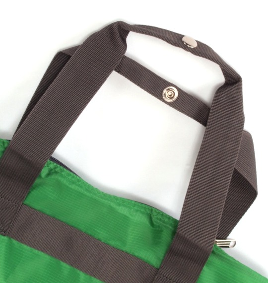 adidas ポケッタブルダッフルバッグ グリーン