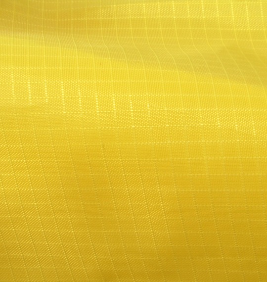 adidas ポケッタブルダッフルバッグ イエロー