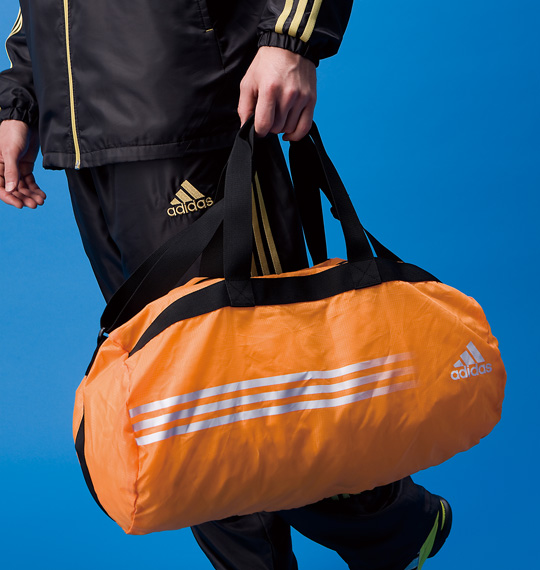 adidas ポケッタブルダッフルバッグ オレンジ