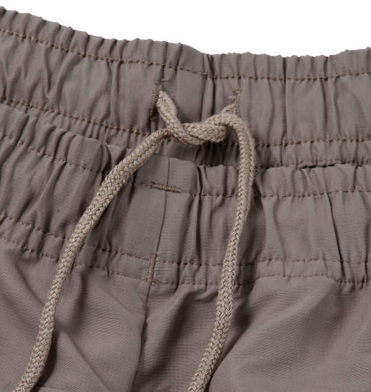 LE COQ SPORTIF 七分丈パンツ ミリタリーカーキ