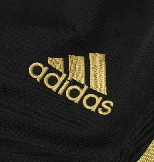 adidas ウォームアップパンツ ブラック×ゴールド