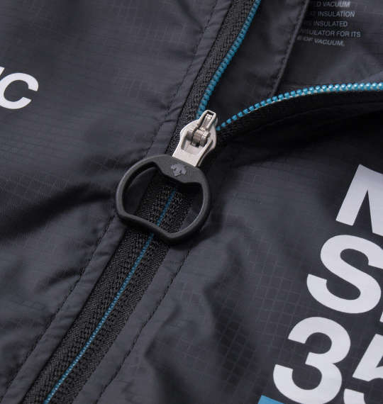DESCENTE コズミックサーモジャケット ブラック