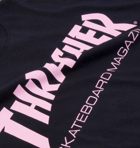THRASHER Tシャツ(半袖) ブラック×ピンク