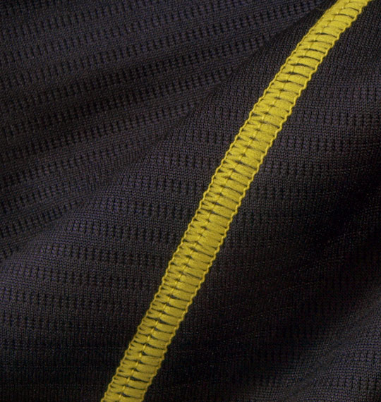 DIADORA ハーフジップ半袖プラクティスシャツ ブラック