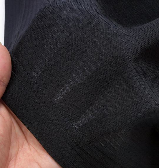 DIADORA ハーフジップ半袖プラクティスシャツ ブラック