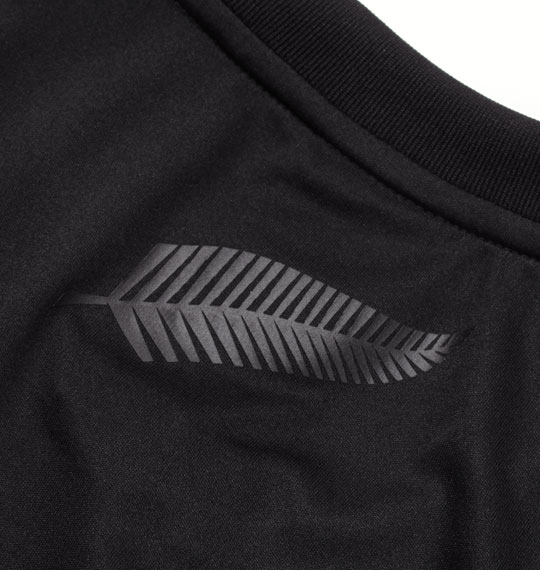 adidas All Blacksパフォーマンス半袖Tシャツ ブラック